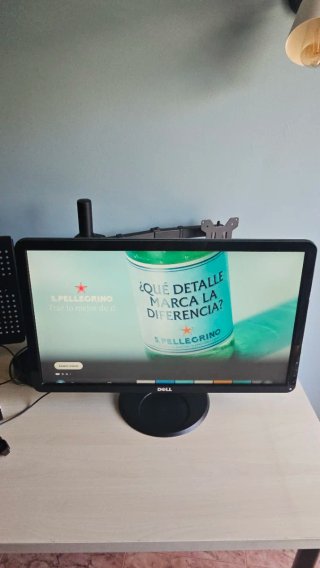 Monitor Dell HD Negro