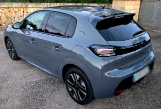 Peugeot 208 2025