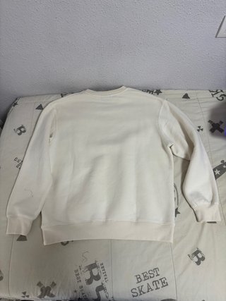 Sudadera Pull&Bear crema talla M