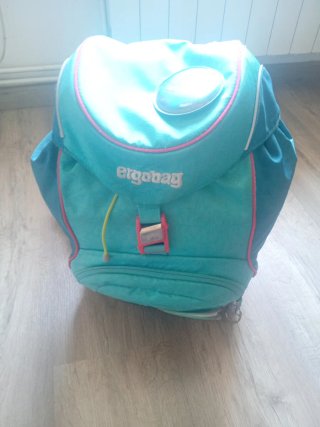 Mochila Ergobag escolar turquesa