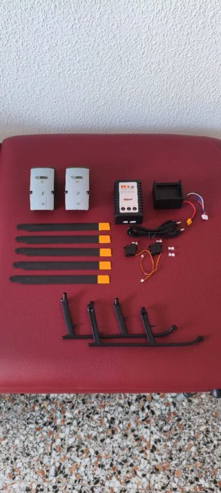 Helicóptero RC Nuevo con Accesorios