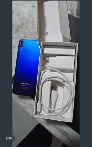 Pacchetto di 3 cellulari: Blackview e 2 LG