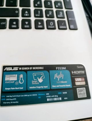 Portátil ASUS F553M