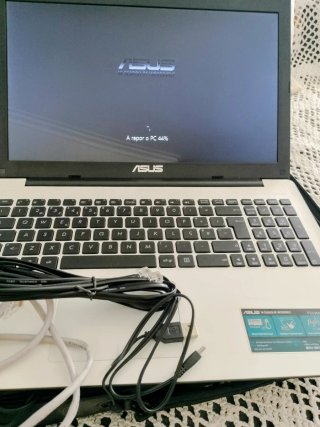Portátil ASUS F553M