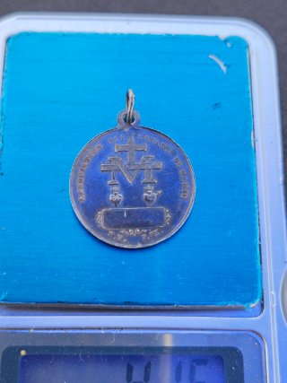 Medalla religiosa Virgen María Antigua