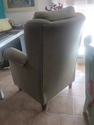Sillón verde aceituna 73x105 cm