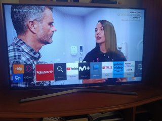 Smart TV Samsung Negra y Plateada