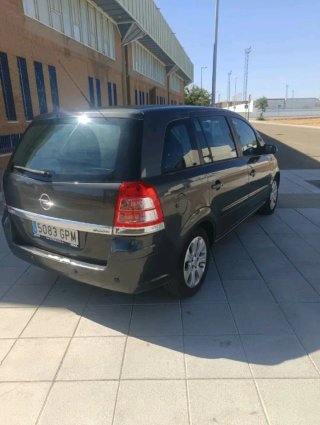 Opel Zafira 2009