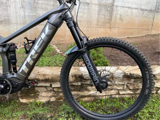 Bicicleta Eléctrica Trek Rail 7
