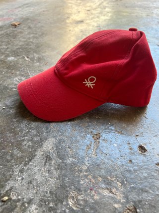 Gorra Benetton roja niñ@