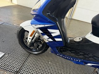 Peugeot Speedfight 3 Scooter 49cc Azul/Blanco