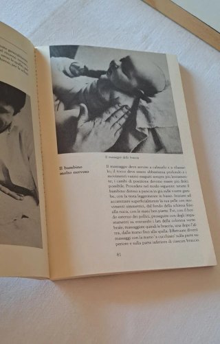Libro "Giochi, giocattoli, carezze"