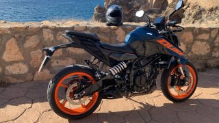 KTM Duke 125 2024 Azul/Naranja