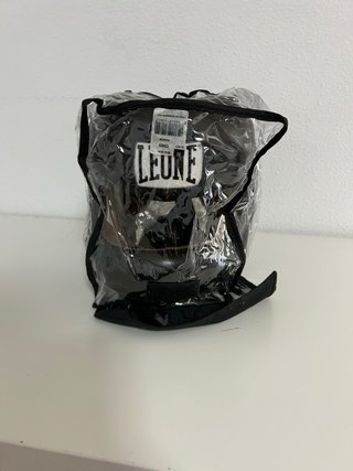 Casco de boxeo Leone