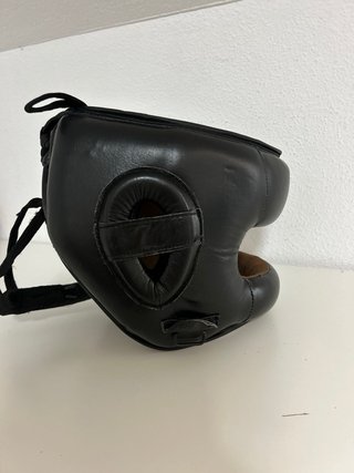 Casco de boxeo Leone