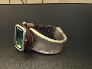 Pulsera UNO de 50 Plata y Piedra verde