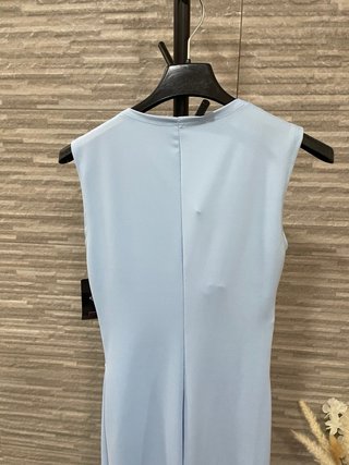 Mono azul acampanado