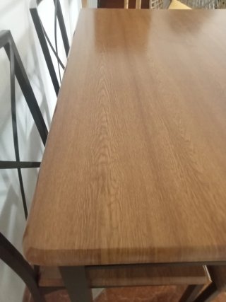 Mesa y 4 Sillas Comedor