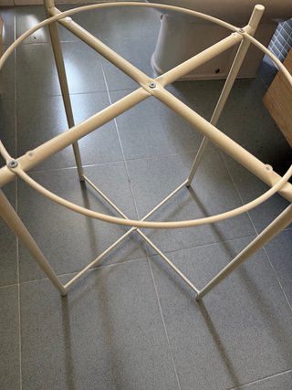 Mesa auxiliar redonda blanca IKEA