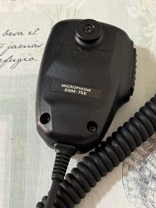 Micrófono Yaesu SSM-75E ( Envio por Correo )