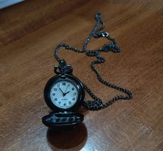 Orologio collana con cavallo e luna