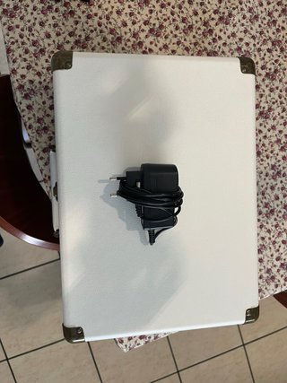 Giradischi portatile bianco