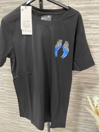 Pantalones cortos negros con alas