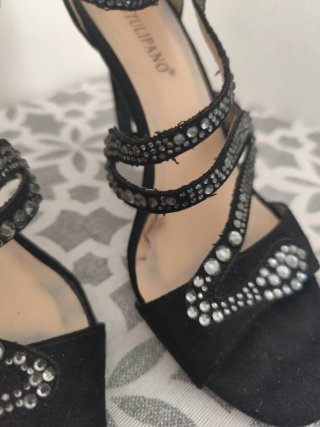 Scarpe eleganti tacco alto con strass