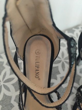 Scarpe eleganti tacco alto con strass
