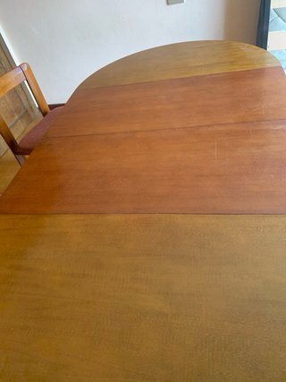 Mesa redonda de 90 extensible y 4 sillas de madera