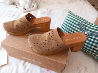 Zuecos calados bloom&you beige/marrón