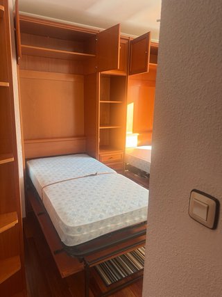 Mueble dormitorio 2 camas plegables- Castro Urdial