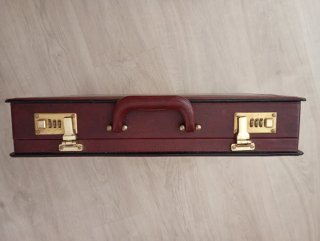 Maletín Vintage Cerradura Combinación Marrón
