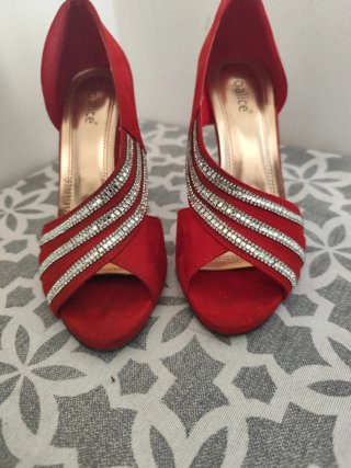 Scarpe rosse Joalice con tacco