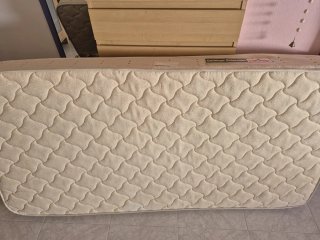 Estructura cama 90x200 beige + regalo de cabecero