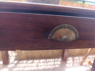 Mesa de madera maciza