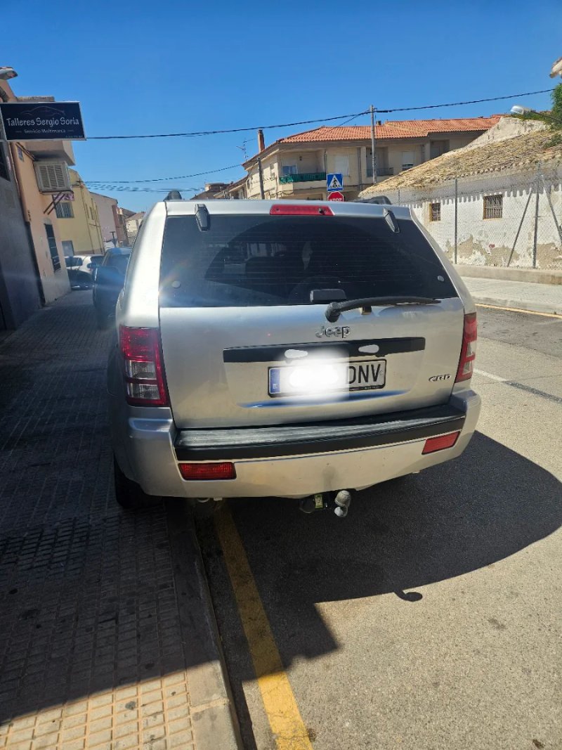 Jeep Grand Cherokee 2005 - foto 1