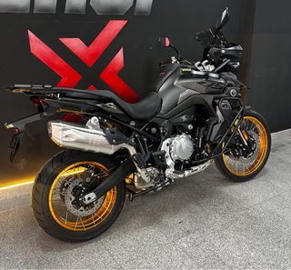 VOGE 900DSX Negra