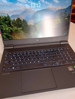HP Victus 16 RTX 3060 Ryzen 7 5800H