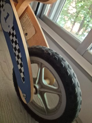 Bicicleta de madera para niños