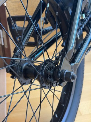 Bicicleta BMX Radio Revo 16