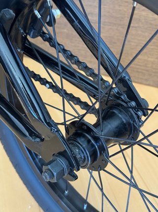 Bicicleta BMX Radio Revo 16