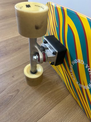 Surfskate con design zebra