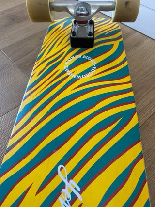 Surfskate con design zebra