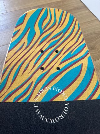 Surfskate con design zebra