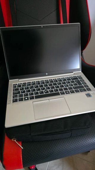 HP 840 G8 Notebook Leer descripcion