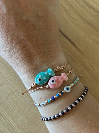 Bracciale con pesciolini colorati