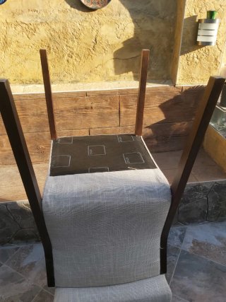 2 Sillas de Comedor Beige y Marrón cada una