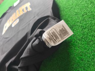 T-shirt Carhartt preta