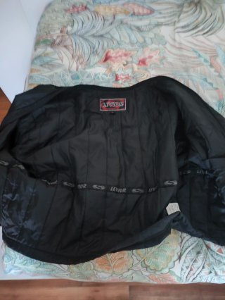 Chaqueta de Moto Levior Roja y Negra